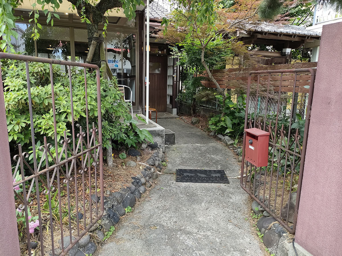 cafe KAWANO 入口