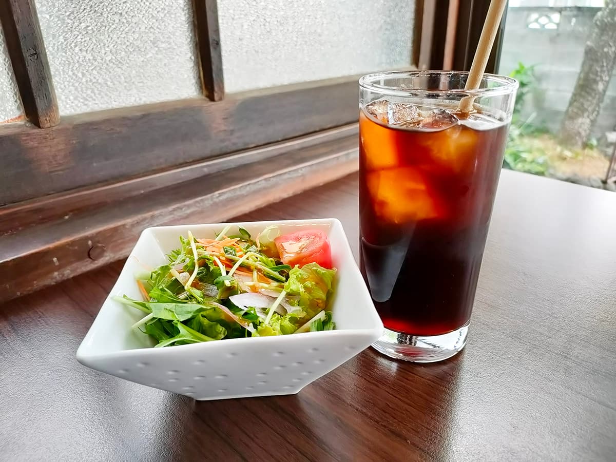 cafe KAWANO サラダとドリンク