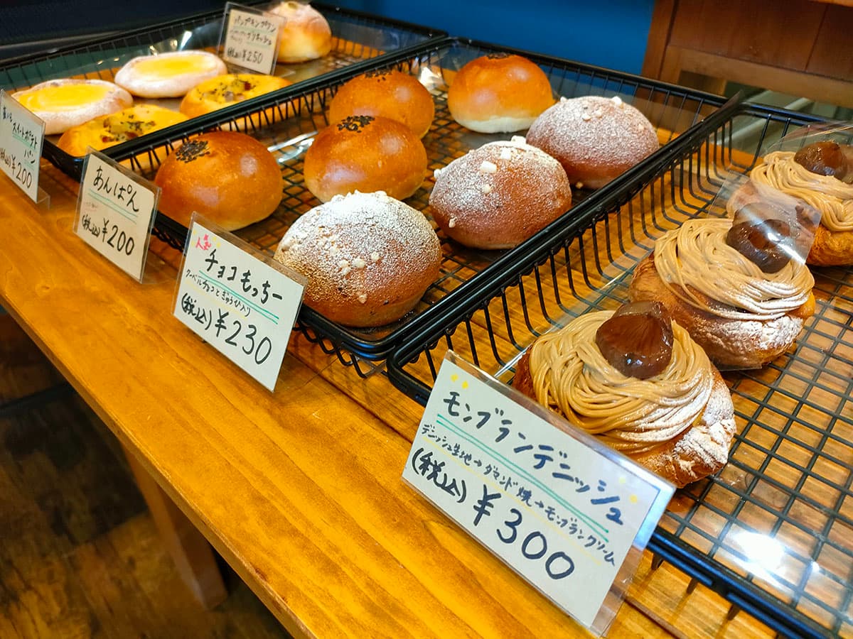リンドウベーカリー（Rindo Bakery）菓子パン