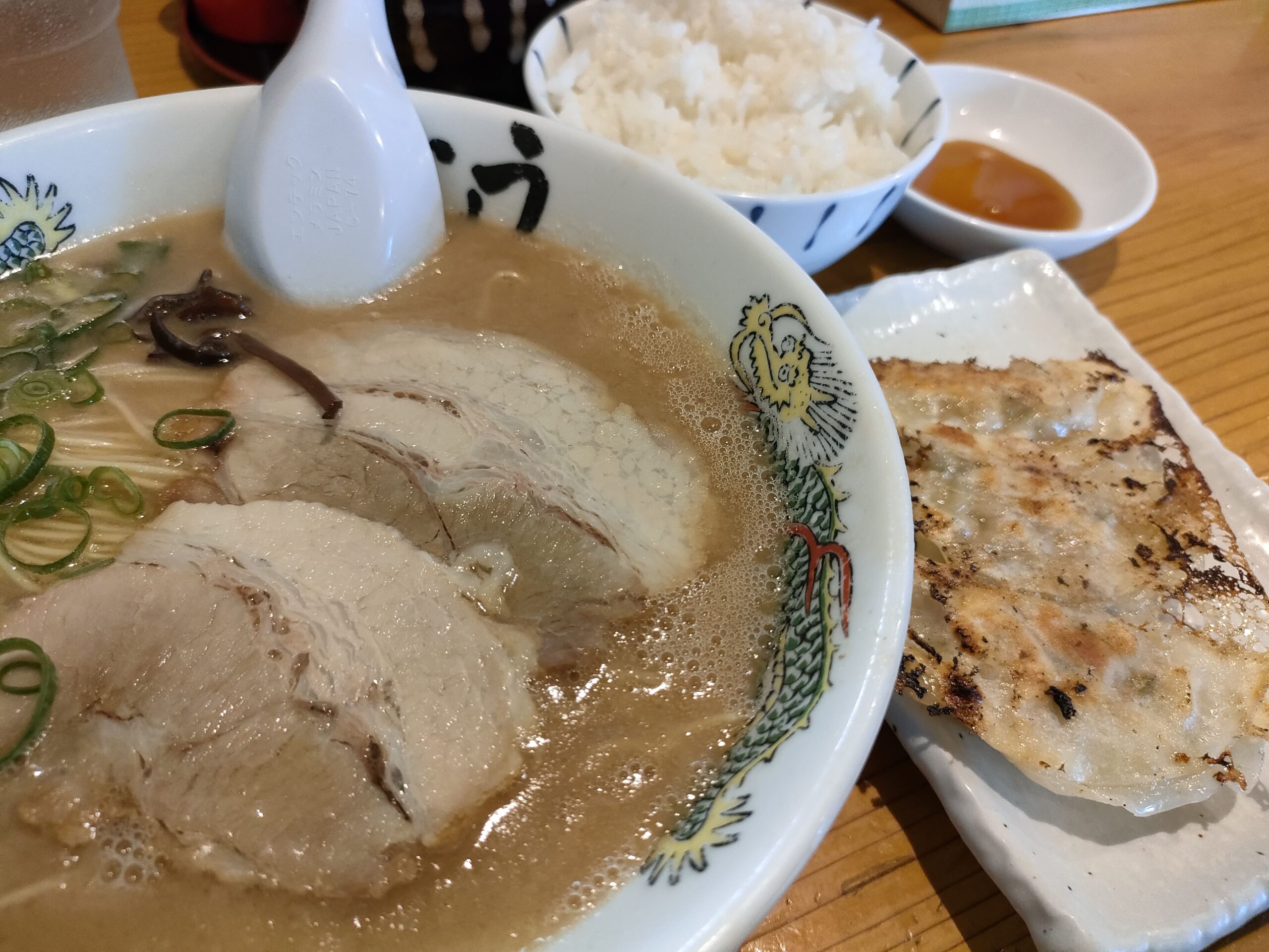 博多らーめんうしじま 花立本店