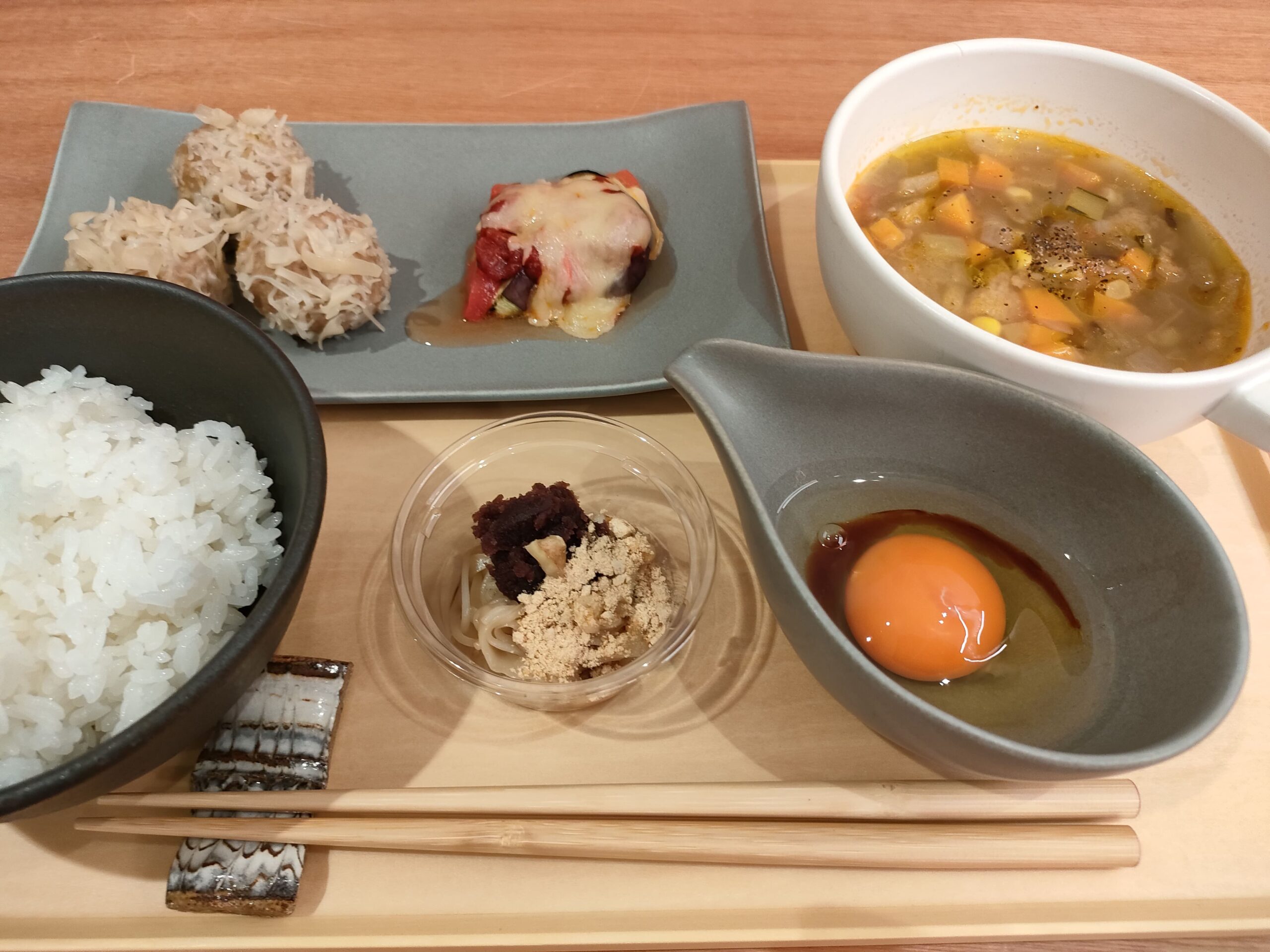 ヤマチクファクトリーショップ「拝啓」