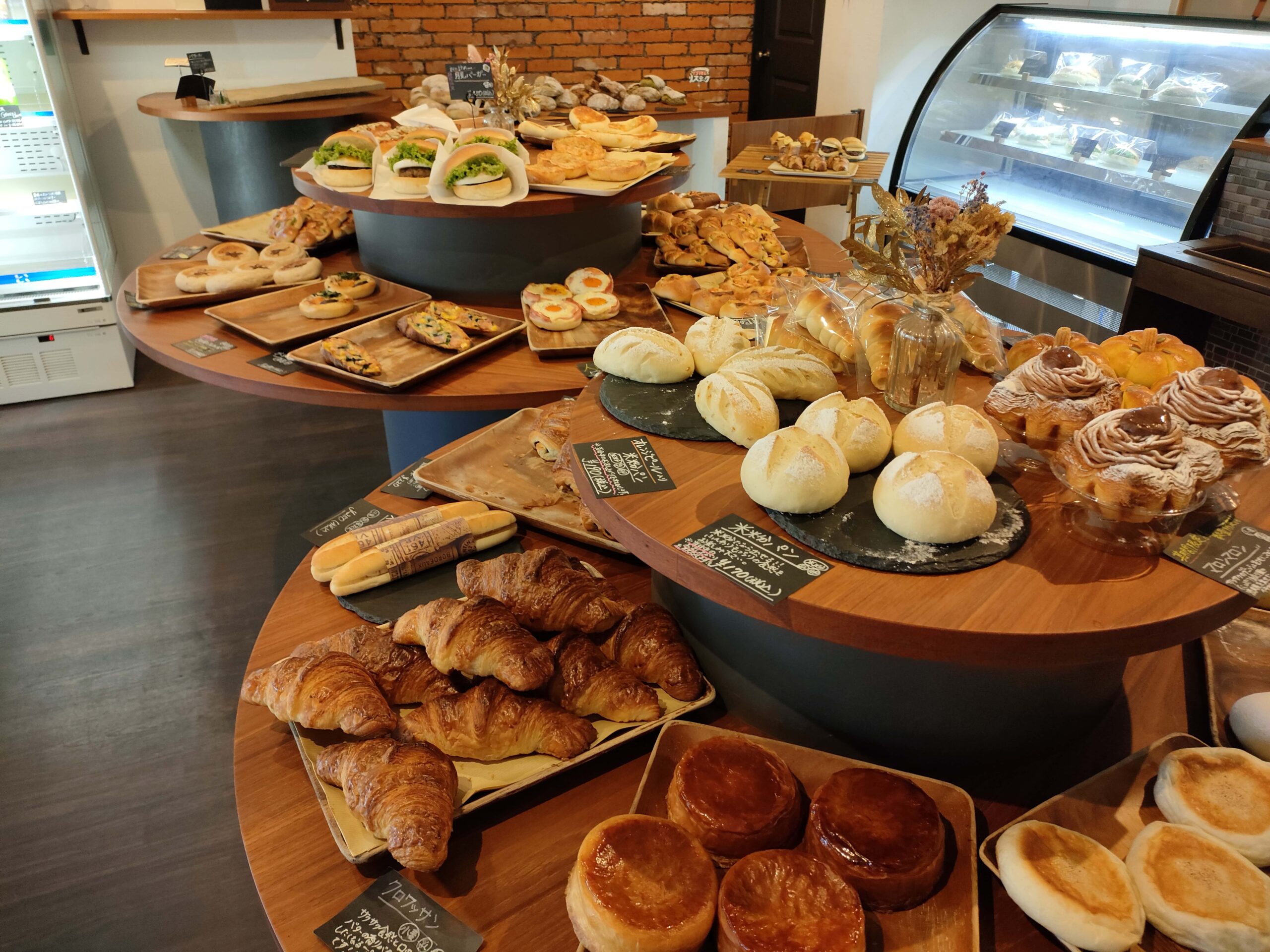 DAL FORNO(ダルフォルノ)