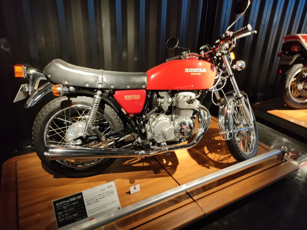 CB400