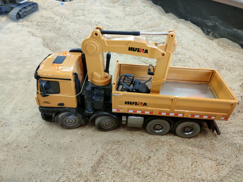 楽市楽座210トリアス店