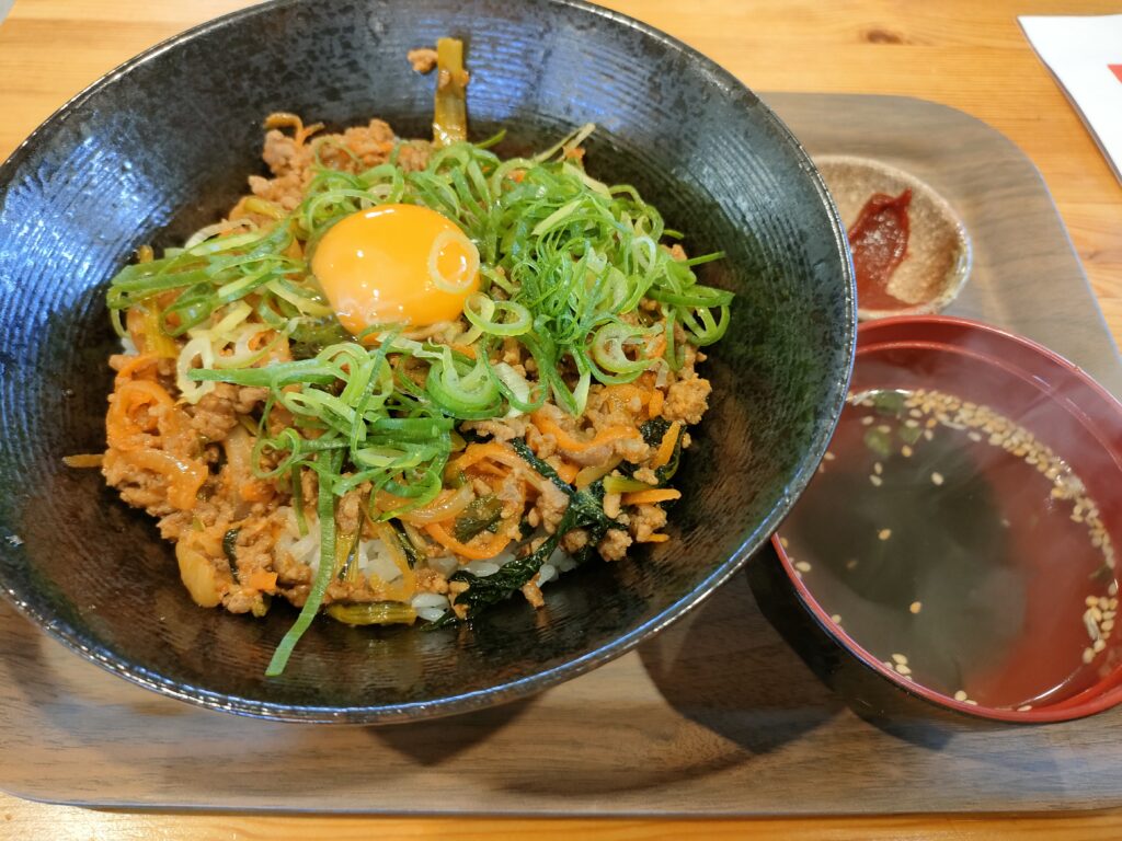 韓国食堂 トントン