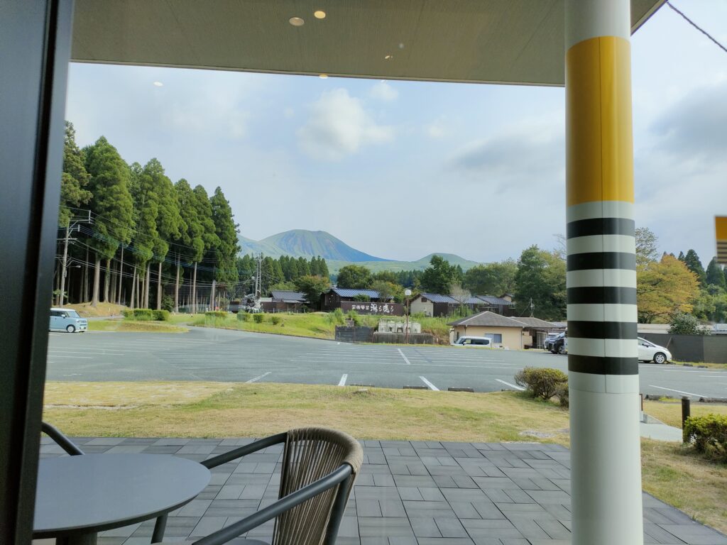 杉養蜂園 阿蘇みつばち牧場