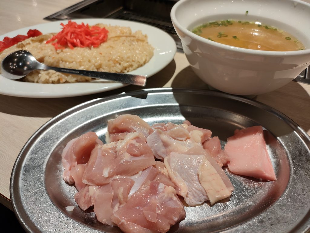 ドライブイン鳥
