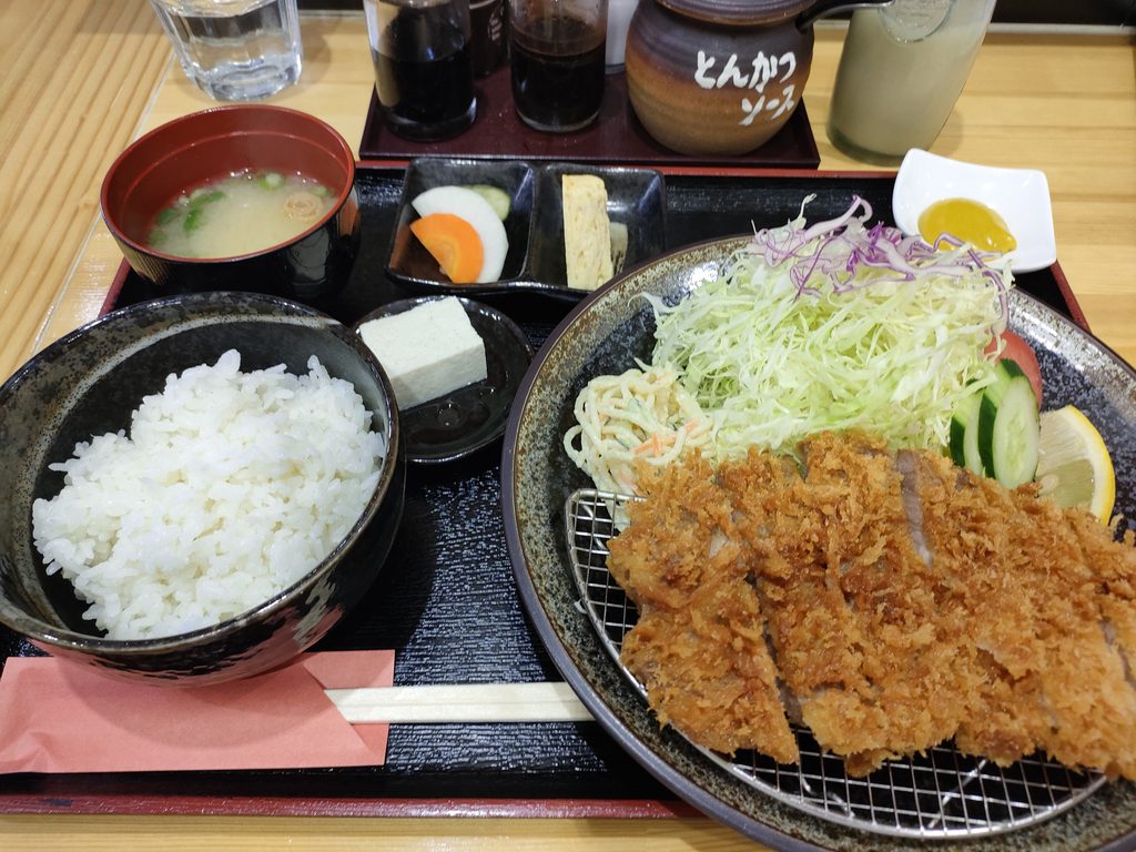 キッチン今泉 トンカツ&ポークステーキ